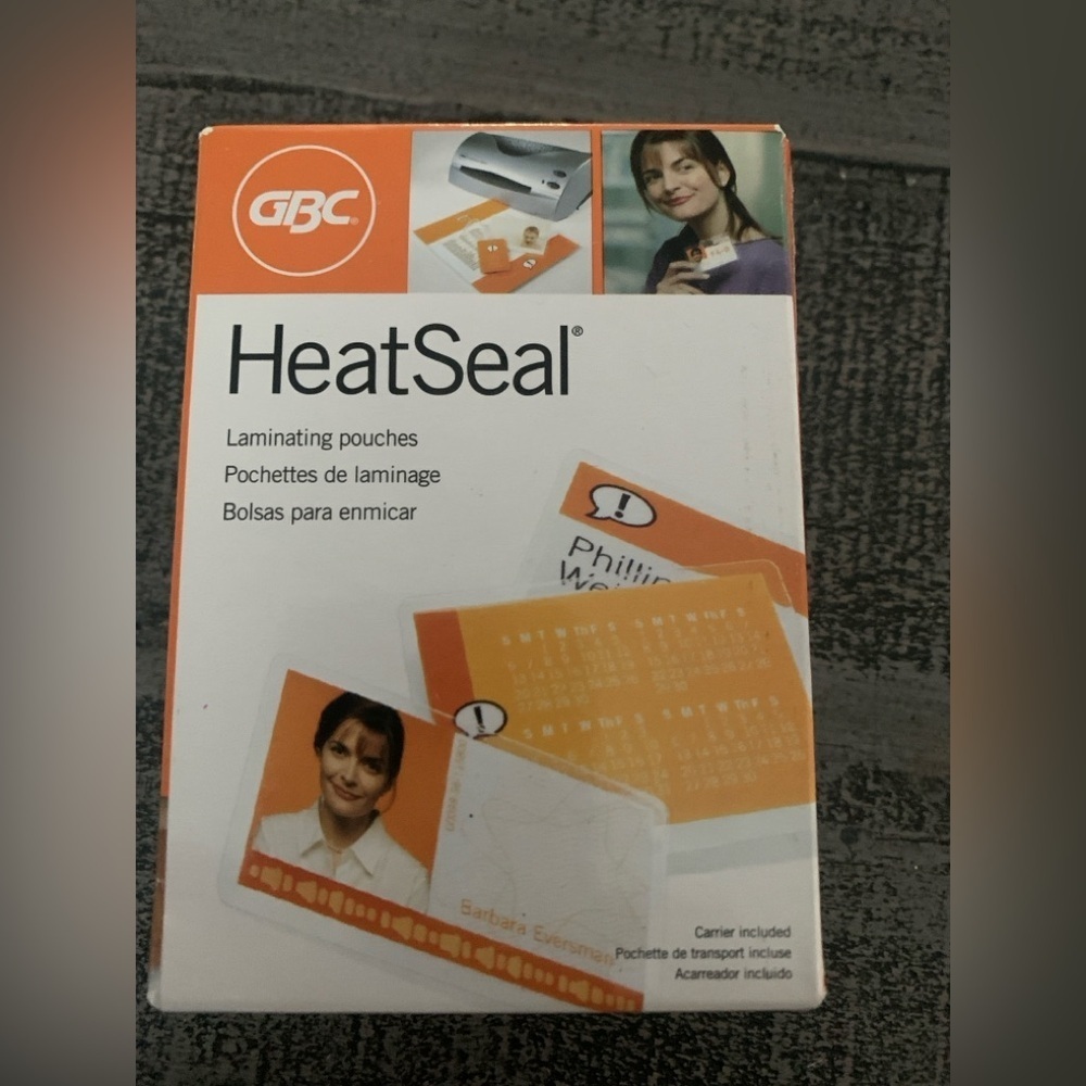 GBC HeatSeal Laminating Pouches, 100 pouches  2 9/16” x 3 3/4” New in box